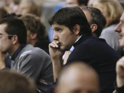 &scaron;portni direktor rimske Lottomatice Dejan Bodiroga- ko&scaron;arka - Union Olimpija: Lottomatica Rim, evroliga, 3. krog - skupina C: - ko&scaron;arkarji Uniona Olimpije so v 3. krogu evrolige (skupina C) v domači dvorani izgubili z rimsko Lottomatico s 67:78 (16:19, 28:44, 51:65). To je že tretji zaporedni poraz Ljubljančanov.//FOTO: Bojan VelikonjaOPOMBA: ZA OBJAVO V ČASOPISU DNEVNIK