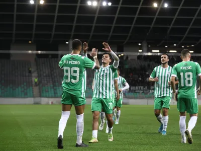 - 01.10.2022 &ndash; nogomet - Olimpija: CB24 Tabor Sežana, Prva liga Telemacha, 11. krog: //FOTO: Luka Cjuha