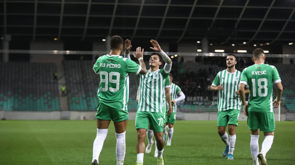 - 01.10.2022 &ndash; nogomet - Olimpija: CB24 Tabor Sežana, Prva liga Telemacha, 11. krog: //FOTO: Luka Cjuha