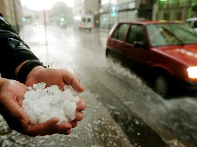 Posledice neurja-toča, 