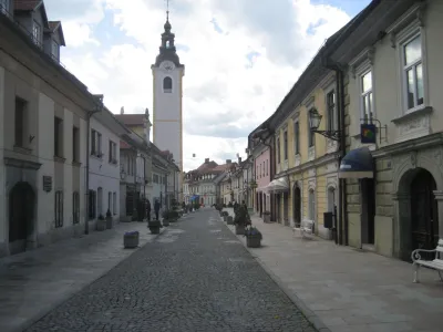Izkupiček od prodaje Schleglove umetnine bo avtor namenil prebujanju mrtve Šutne. Foto: Arhiv Dnevnika