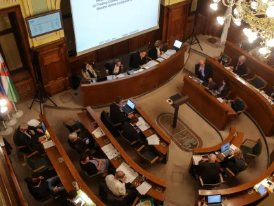 Dvanajst svetnikov je bilo prisotnih na vseh 36 rednih in treh izrednih sejah mestnega sveta.&nbsp;