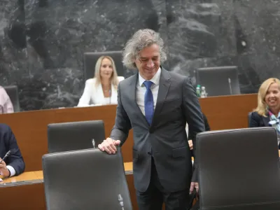 predsednik vlade in stranke GS dr. Robert Golob<br><br>- 26.09.2022 &ndash; Državni zbor - 2. redna seja DZ - poslanska vpra&scaron;anja predsedniku vlade Robertu Golobu in ministrski ekipi; <br><br>//FOTO: Tomaž Skale<br>