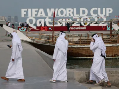 FILE PHOTO: Soccer Football - FIFA World Cup Qatar 2022 Preview - Doha, Qatar - November 5, 2022 General view of fans ahead of the FIFA World Cup Qatar 2022 REUTERS/Ibraheem Al Omari/File Photo