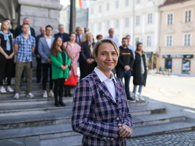 dr. Tina Bregant, kandidatka za ljubljansko županjo - 18.10.2022 - Lokalne volitve 2022 - predstavitev skupne kandidatke SLS in stranke Naša dežela za županjo Mestne občine Ljubljana //FOTO: Bojan Velikonja
