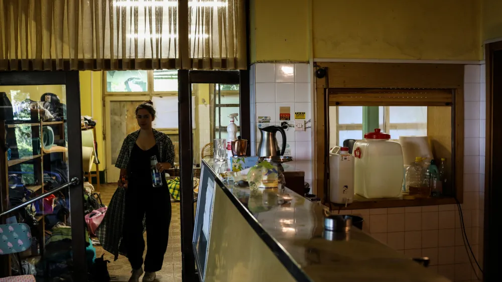 - 13.09.2022 - Participativna Ljubljanska Avtonomna Cona PLAC - skvoterji – opuščena stavba v lasti DUTB, Linhartova cesta 43 za Bežigradom //FOTO: Bojan Velikonja