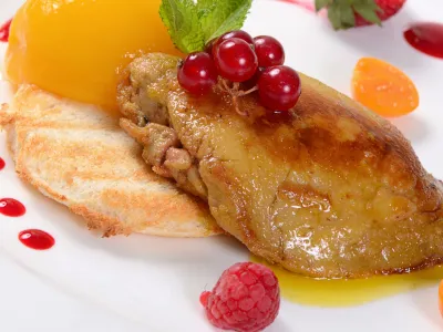 ﻿Foie Gras with toast and apricot