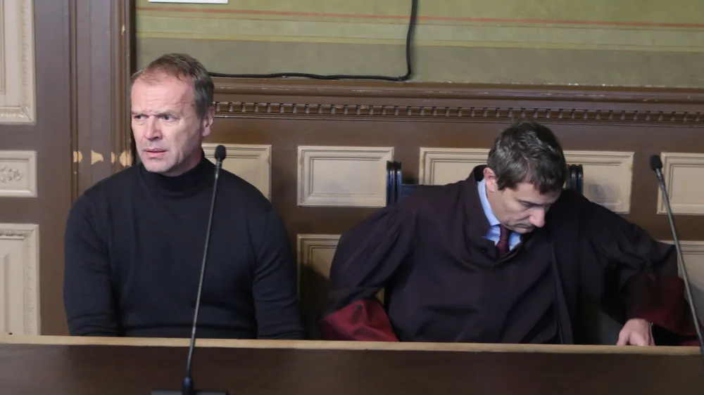 Marku Kuharju (levo) so začeli soditi šele letos, sedem let po incidentu. 