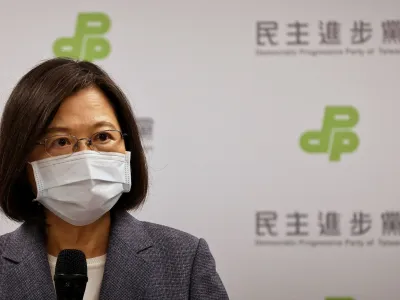 Taiwanese President Tsai Ing-wen announces to resign as Democratic Progressive Party chair to take responsibility for the party's performance in the local elections in Taipei, Taiwan, November 26, 2022. REUTERS/Ann Wang