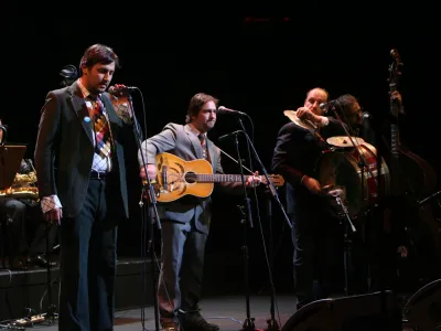 Ana Pupedan so ob 30. obletnici izdali novo ploščo, kar je njihov šesti samostojni izdelek.