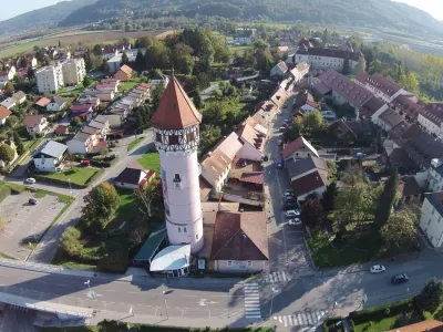 Brežice, vodovodni stolp, pogled z zraka.