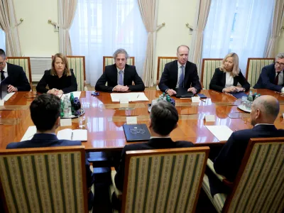 Ljubljana, vlada.<br>Prva redna seja sveta za nacionalno varnost, ki jo je vodil predsednik vlade Robert Golob.