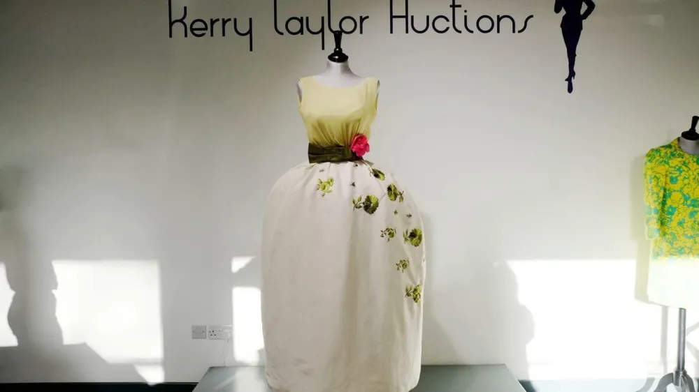 Diorjevo obleko, v kateri je leta 1961 sprejela svojega prvega oskarja, je Elizabeth Taylor 