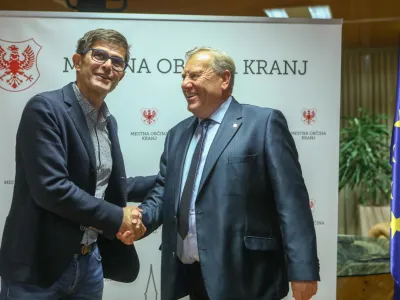 Župansko tekmo v Mestni občini Kranj bosta zapečatila sedanji župan Matjaž Rakovec in njegov izzivalec Ivo Bajec.
 