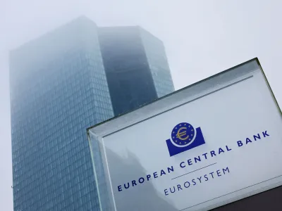 The building of the European Central Bank (ECB) is seen amid a fog before the monthly news conference following the ECB's monetary policy meeting in Frankfurt, Germany December 15, 2022. REUTERS/Wolfgang Rattay