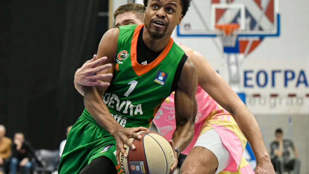 Yogi Ferrell, Olimpija