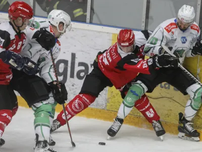 hokejist Olimpije - zmagovalci pokala Slovenije - 28.09.2022 – hokej - Sij Acroni Jesenice: SŽ Olimpija - pokal Slovenije, finale //FOTO: Jaka Gasar