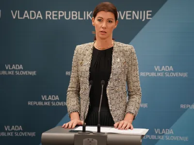 Ljubljana, vlada.<br>Izjava po redni tedenski seji vlade.<br>Ministrica za pravosodje Dominika Svarc Pipan.