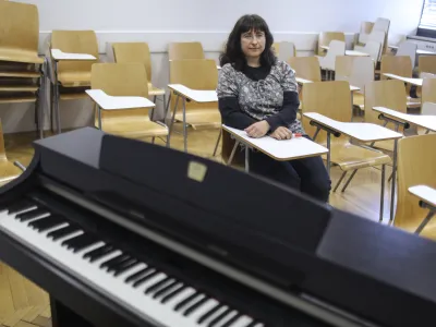 ﻿- 09.06.2016 - Larisa Vrhunc, skladateljica in pedagoginja na Oddelku za muzikologijo na Filozofski fakulteti Univerze v Ljubljani  //FOTO: Jaka Gasar