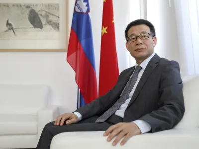 - 20.03.2020 &acirc;&euro;"Wang Shunqing, kitajski veleposlanik v Sloveniji - veleposlanik Ljudske republike Kitajske //FOTO: Jaka Gasar