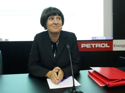 ﻿začasna predsednica uprave Petrol mag. Nada Drobne Popović- 12.12.2019 – 30. Skupščina delničarjev družbe PETROL 2019 - delničarji so se seznanili s podrobnejšimi informacijami o razlogih za predčasno prenehanje mandatov uprave Tomaža Berločnika //FOTO: Jaka Gasar