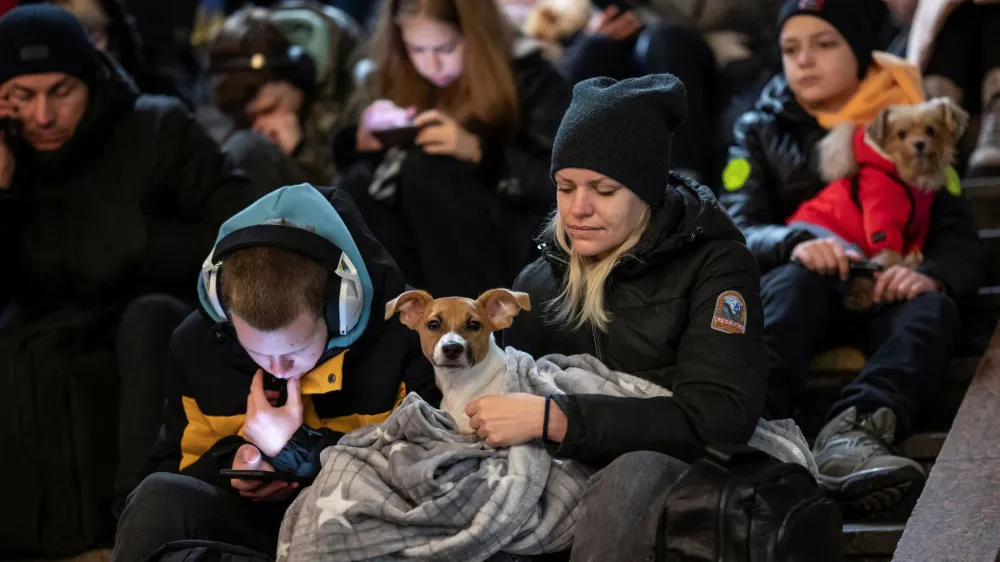 People take shelter inside a metro station during massive Russian missile attacks in Kyiv, Ukraine February 10, 2023. REUTERS/Viacheslav Ratynskyi