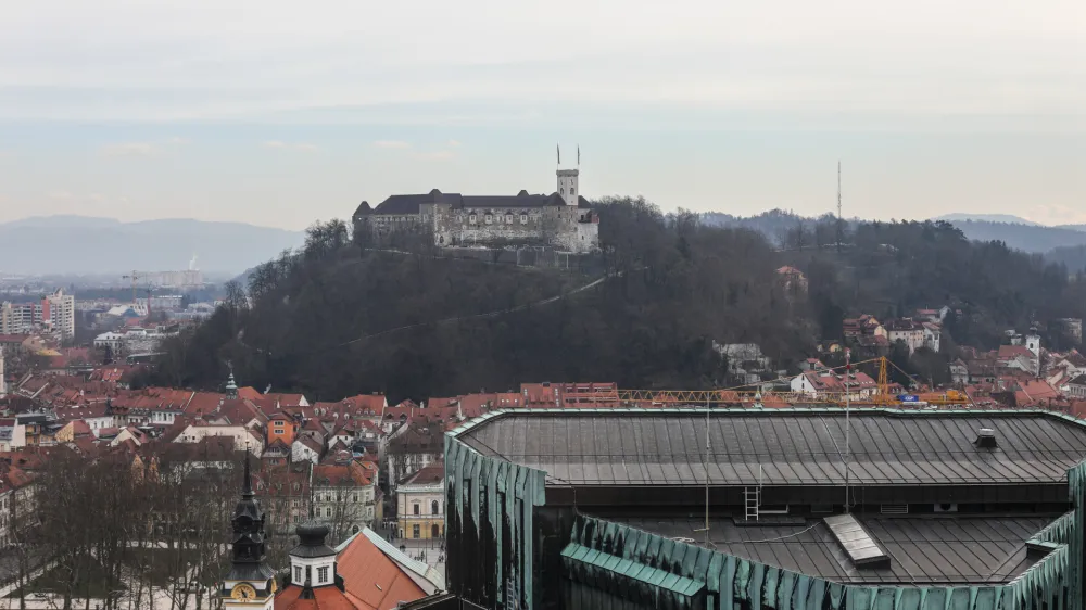 ﻿- 10.03.2020 - Ljubljana - panoramski posnetek - panorama - mesto, Ljubljanski grad<br><br>//FOTO: Bojan Velikonja