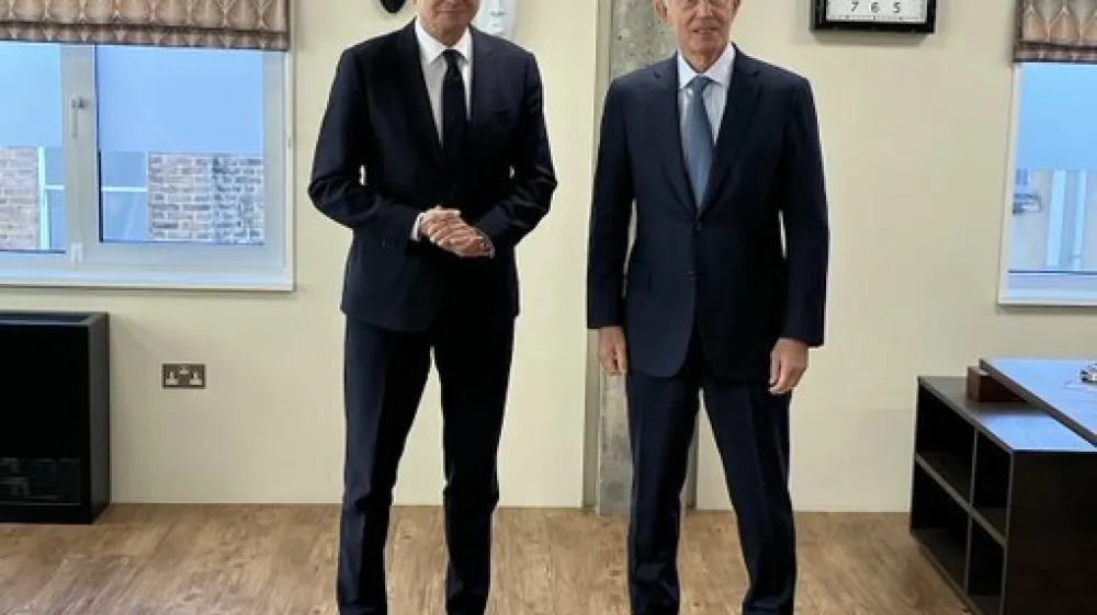 Borut Pahor, Tony Blair