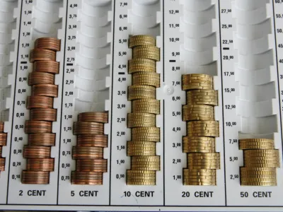 EVRO - evrobankovci - evrokovanci - bankovci - kovanci - blagajna, /FOTO: Luka CjuhaOPOMBA: ZA OBJAVO V ČASOPISU DNEVNIK