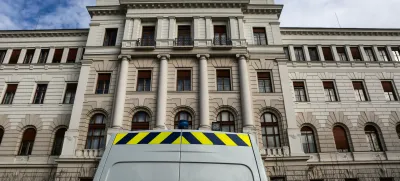 Boj proti korupciji je že dlje časa ena izmed prednostnih nalog policije, ki pa je sama ne more izkoreniniti.