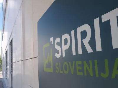 ﻿Spirit Slovenija, javna agencija