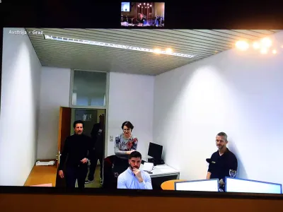 Dalibor Lipovac preko video povezave<br><br>- 07.03.2023 – predobravnavni narok - sojenje Daliborju Lipovcu in skupini soobtoženim - osumljeni trgovanja s prepovedano drogo<br><br>//FOTO: Tomaž Skale<br>