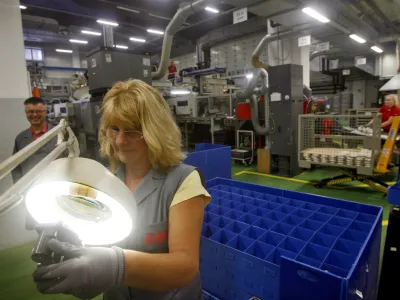 ﻿proizvodnja - 22.08.2014 - Podjetje DOMEL, elektromotorji in gospodinjski aparati d.o.o. Železniki, - globalni razvojni dobavitelj dovršenih rešitev elektromotornih pogonov in komponent, temelječih na lastnih inovativnih tehnologijah - //FOTO: Tomaž Skale