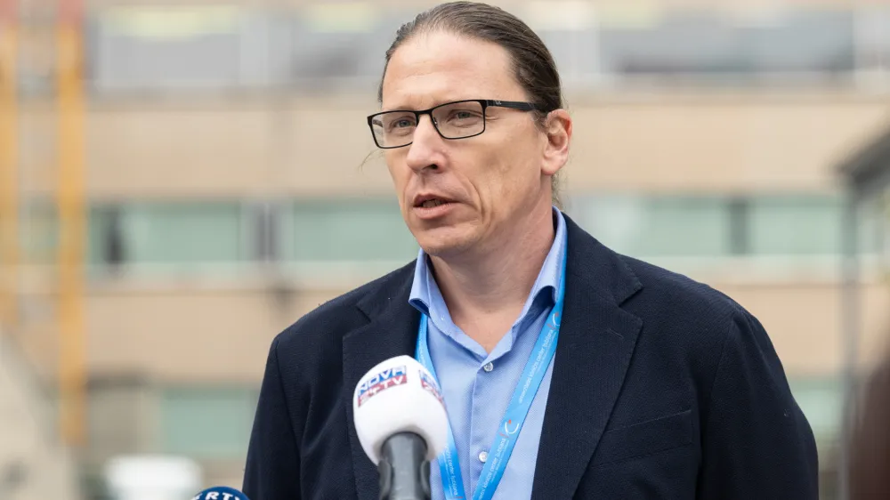 Ljubljana, Pediatricna klinika.<br>Velika pozarna vaja Pripravljeni na pozar na Pediatricni kliniki UKC Ljubljana.<br>V.d. generalnega direktorja UKC Ljubljana Marko Jug.