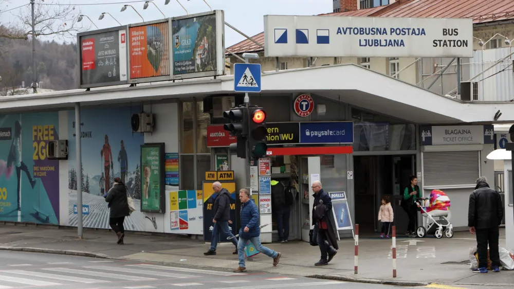 - 09.03.2023 – stavba - Avtobusna postaja Ljubljana d.d., Trg OF 4, //FOTO: Tomaž Skale