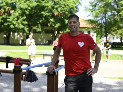 - 11.05.2022 – prof. dr. Gregor Jurak, kineziolog, profesor športne vzgoje - Fakulteta za šport Univerze v Ljubljani  //FOTO: Nik Erik Neubauer
