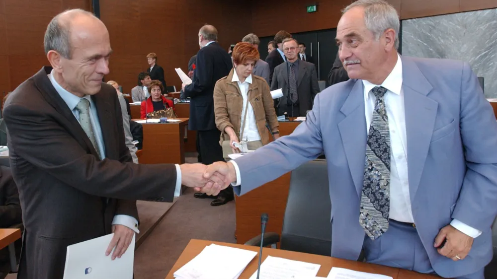 Janez Drnov&scaron;ek, Rudi Moge