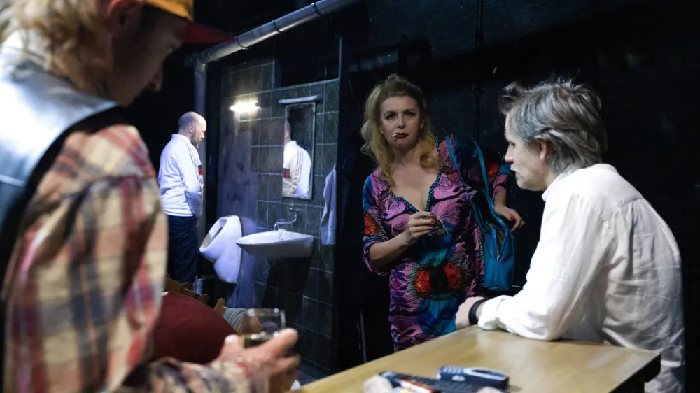 Pre&scaron;ernovo gledali&scaron;če Kranj: <br>Milan Ram&scaron;ak Marković <br>DEŽEVEN DAN V GURLITSCHU <br>Režiser Sebastijan Horvat