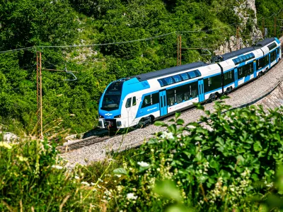 Slovenske železnice, vlak, pr članek