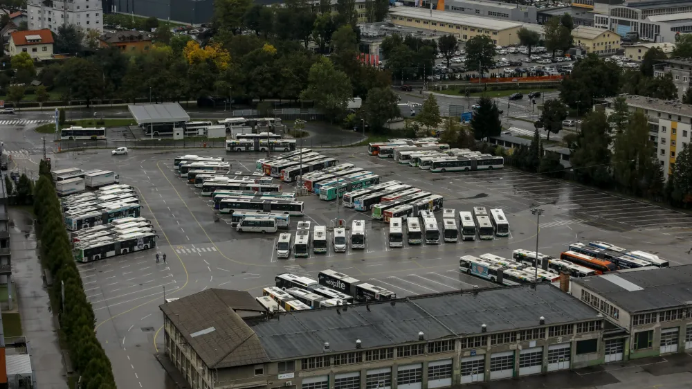 - 27.09.2022 – Panorama Ljubljana - LPP - Ljubljanski potniški promet //FOTO: Luka Cjuha