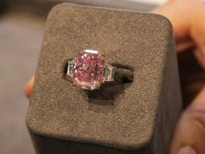 rožnati diamant