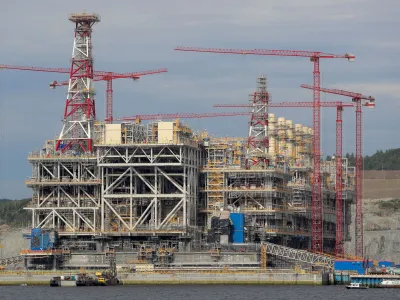 FILE PHOTO: A structure of Arctic LNG 2 under construction in a dry dock of the LNG Construction center near the settlement of Belokamenka, Murmansk region, Russia July 26, 2022. REUTERS/Stringer/File Photo