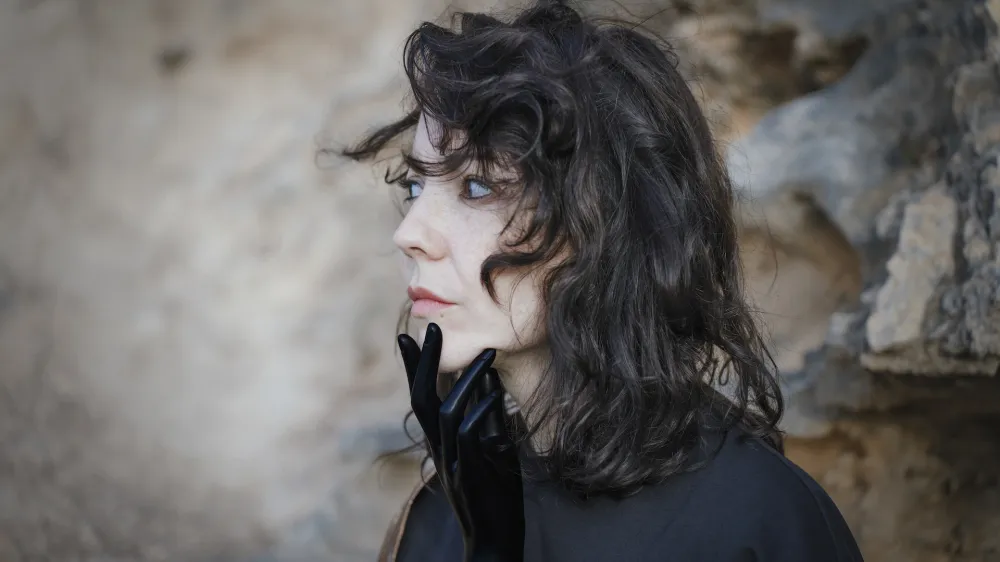 Kolumbijska avant-pop ikona Lucrecia Dalt bo osrednja gostja letošnje 15. edicije festivala Sonica. Za lani izdan album ¡Ay! je požela odlične kritike. 