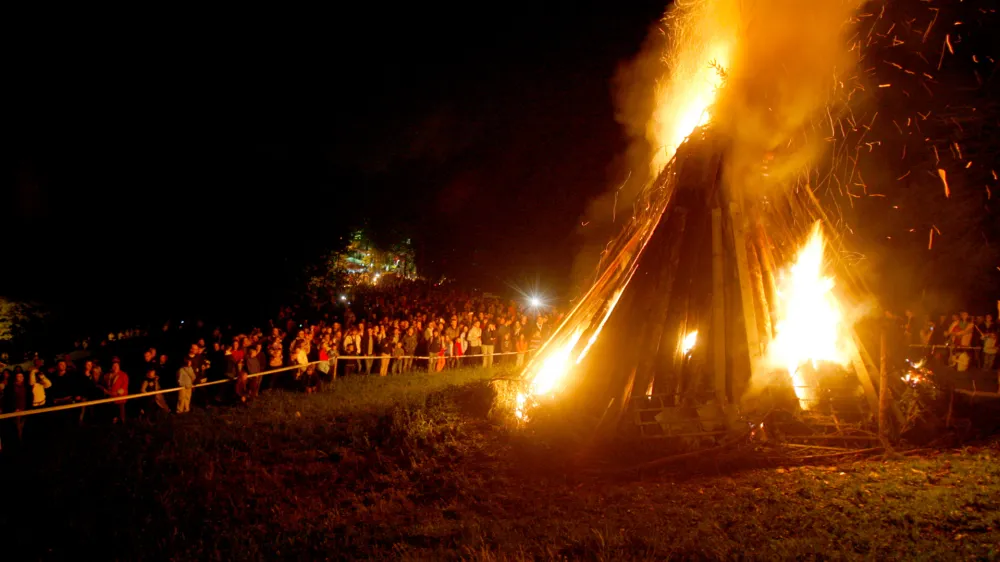 Rožnik 2011, Osrednja slovesnost ob prazniku dela v organizaciji Zveze svobodnih sindikatov Slovenije - kresovanje 1 majoto: Bojan Velikonja