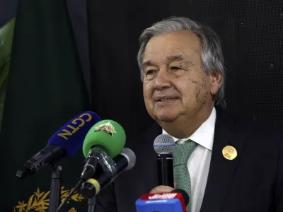 FILE - U.N. Secretary-General Antonio Guterres gives a press conference with Prime Minister of Pakistan Muhammad Shehbaz Sharifat the 2022 United Nations climate conference, COP27, in the Red Sea resort of Sharm el-Sheikh, South Sinai, Egypt, Monday, Nov. 7, 2022. In a report released Tuesday at COP27, a group of experts, appointed exactly a year ago by Guterres, recommended tough standards for bodies making net zero pledges, to ensure that their promises amount to meaningful action instead of "bogus" assurances. (AP Photo/Thomas Hartwell, File)