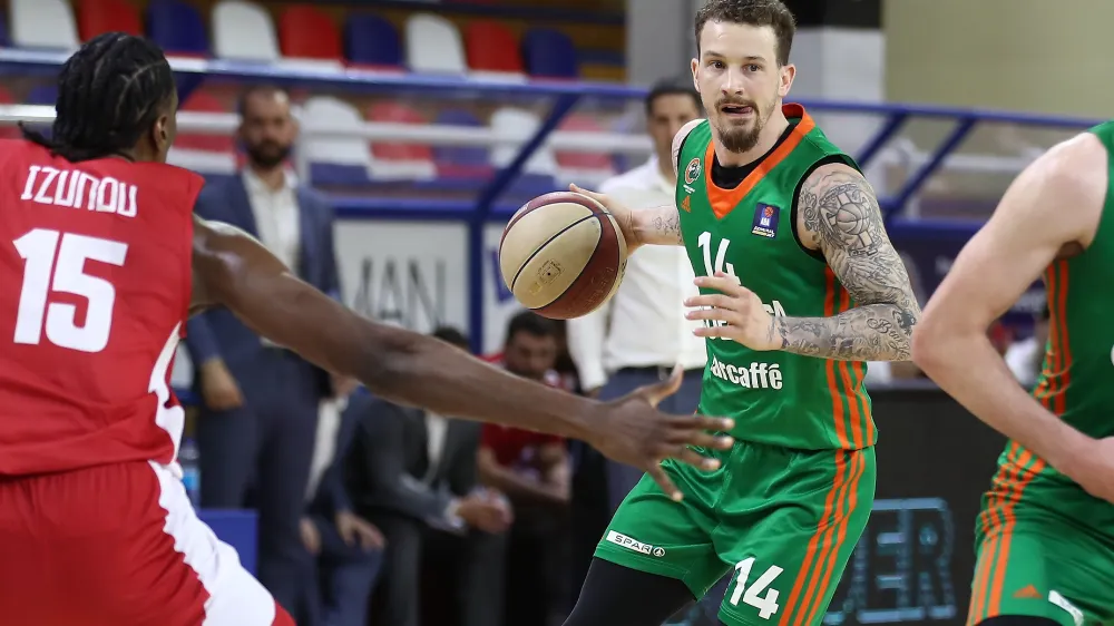 Josh Adams, Olimpija