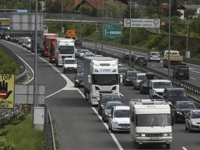Na ljubljanski obvoznici so prometni zastoji nastali že prej&scaron;nji teden, zaradi praznika Jezusovega vnebohoda.&nbsp;