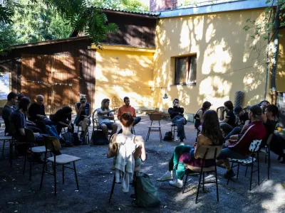 - 13.09.2022 - Participativna Ljubljanska Avtonomna Cona PLAC - skvoterji – opuščena stavba v lasti DUTB, Linhartova cesta 43 za Bežigradom //FOTO: Bojan Velikonja