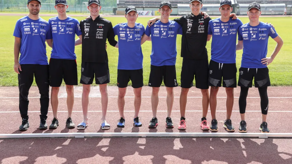 Robert Hrgota, Lovro Kos, Žiga Jelar, Domen Prevc, Peter Prevc, Žiga Jelar, Žak Mogel, Timi Zajc, Anže Lanišek- 29.05.2023 - moška reprezentanca v smučarskih skokih - kondicijski trening na stadionu v Kranju – smučarski skakalci - //FOTO: Jaka Gasar