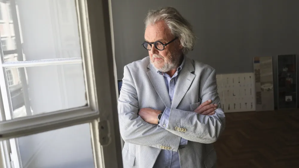 Ranko Novak, grafični oblikovalec - 13.09.2022 – Mestna galerija Ljubljana – pregledna razstava oblikovalca Ranka Novaka pod naslovom Oblika vsebine - Grafično oblikovanje 1974–2022. //FOTO: Jaka Gasar